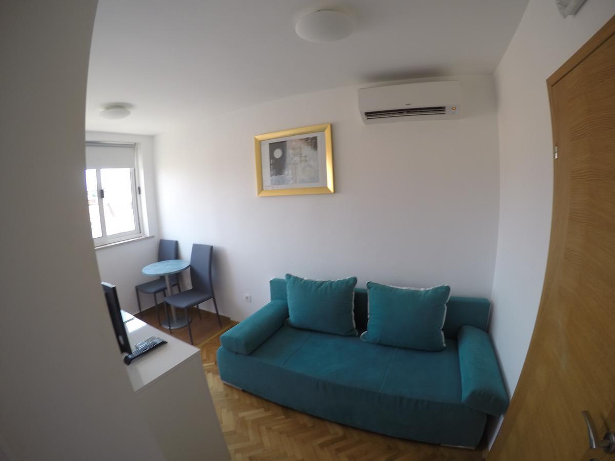 Apartments Istarska Street (Adults Only) Spalato Esterno foto