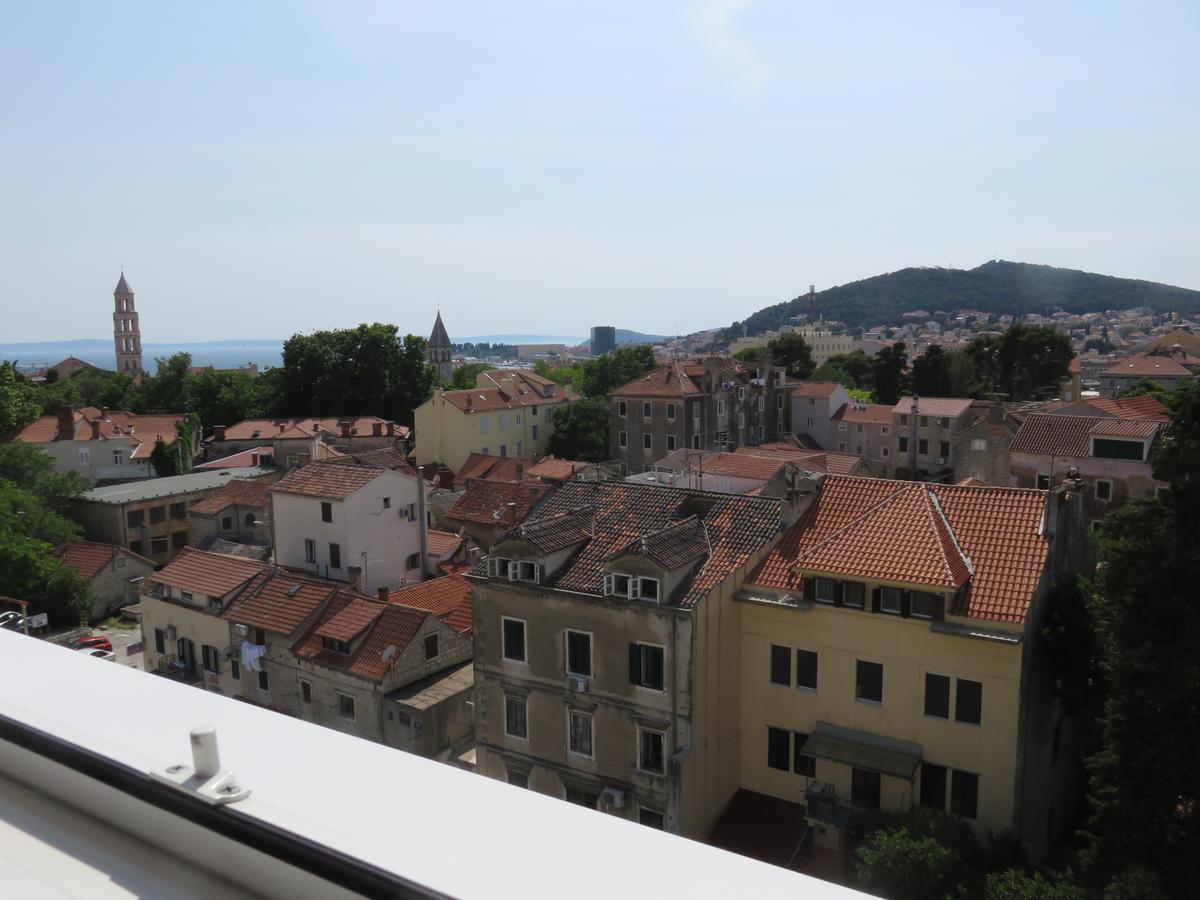 Apartments Istarska Street (Adults Only) Spalato Esterno foto